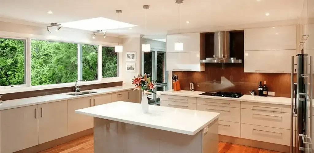 Kitchen cabinet refacing and remodel results in a modern kitchen in Milwaukee, WI